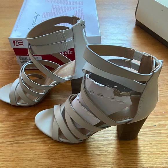 American Eagle By Payless Shoes - Brand new American Eagle Kinsley Kingsley Size 7.5 sandals